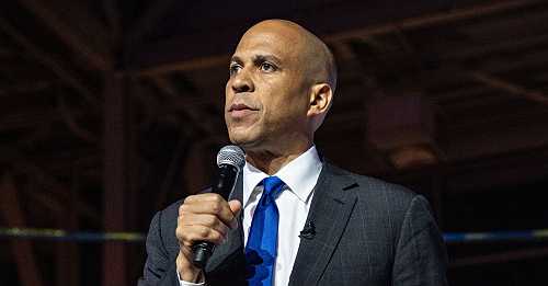 Cory Booker Wants Prisoners' Sentences To Get ‘Second Look’ After 10 Years