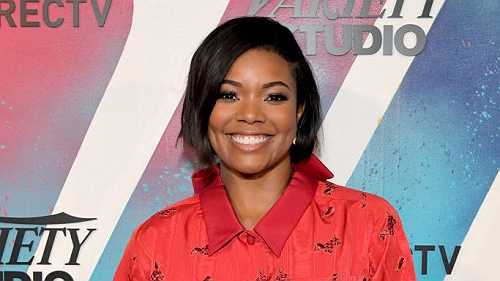 Gabrielle Union gives good face wearing a dress with Dwyane Wade's face all over it - theGrio
