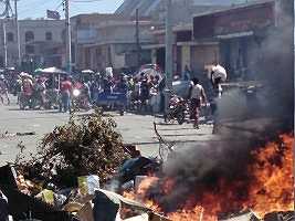 Haiti - Social : Demonstrations and insecurity seriously affect humanitarian aid - HaitiLibre.com : Haiti news 7/7 Haiti - Social : Demonstrations and insecurity seriously affect humanitarian aid - HaitiLibre.com : Haiti news 7/7