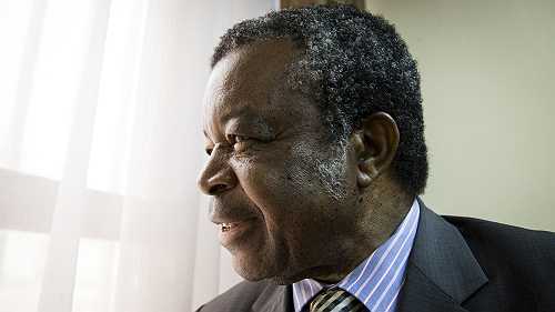 This Congolese Doctor Discovered Ebola But Never Got Credit For It — Until Now