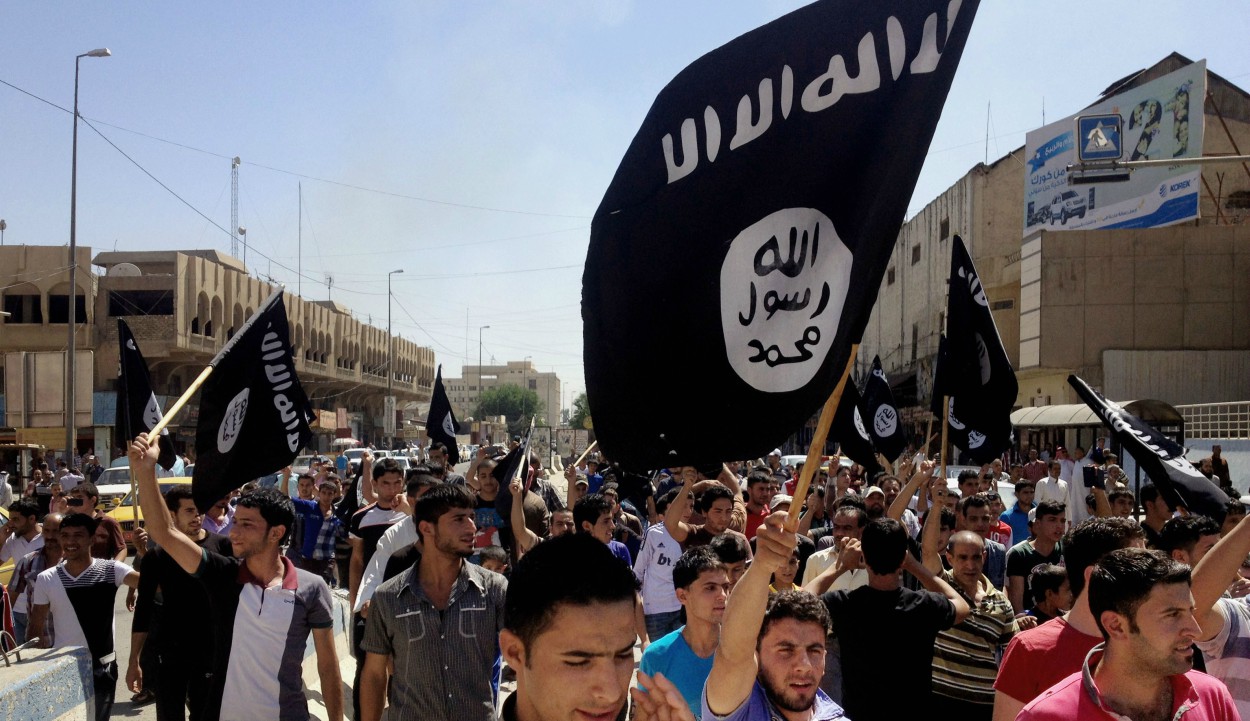 Feds say Chicago drug gang leader tried to graduate from the streets to ISIS