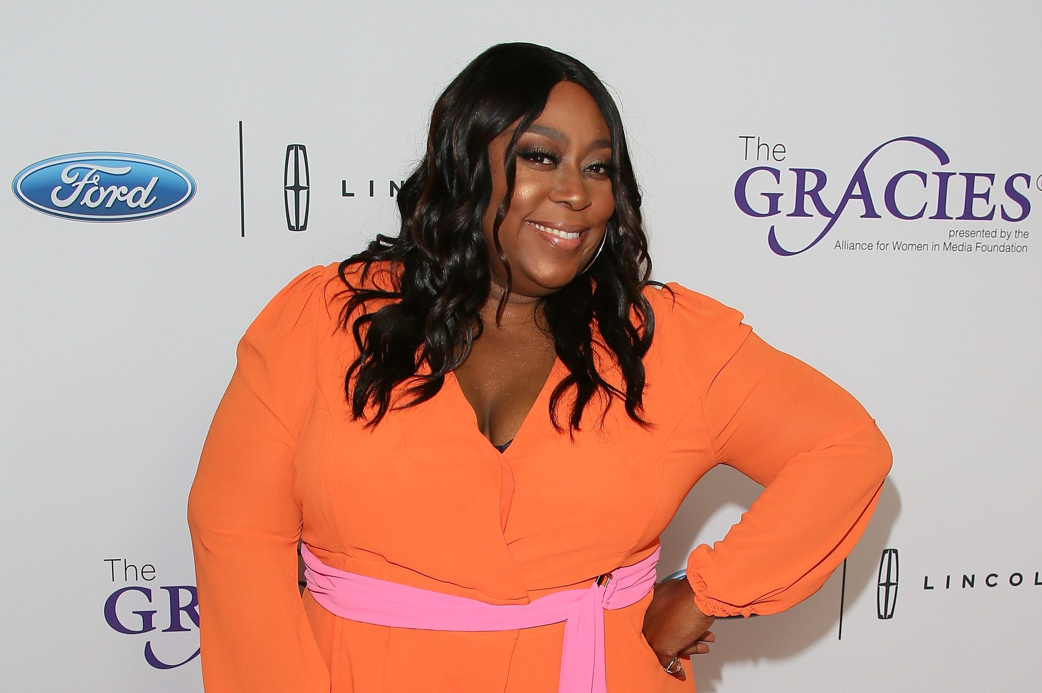'Is That Toilet Paper I See': Loni Love's Virtual Birthday Party Lightens Up When Fans Get Distracted by the Items In the Background