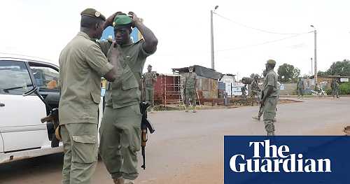 Mali army mutiny sparks fears of possible coup