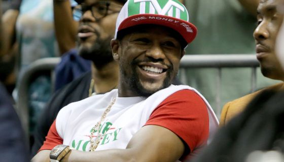 Grandpapa Preciousness: Floyd Mayweather Spends Quality Time With His New Grandbaby
