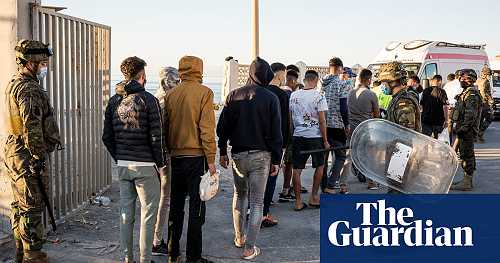 Spain accused of summary deportations as thousands sent back to Morocco