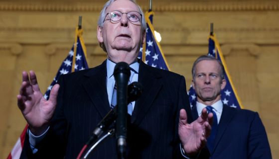 IN 4K! Senator Soup Cookie Mitch McConnell Devilishly Distinguishes “African Americans” From “Americans”, Black Folks