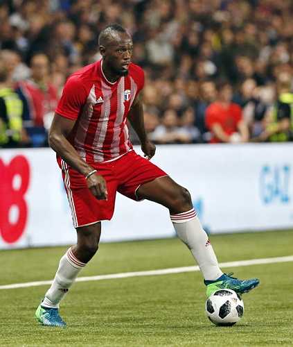 Usain Bolt to Make Run at Pro Soccer in Australia