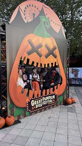 Pumpkin Pandemonium: Last Minute Halloween Costume Inspiration From Elysian Brewing's 20th Annual 'Great Pumpkin Beer' Festival