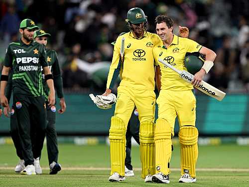 Cummins leads Australia to nervy win after Pakistan fight back in first ODI