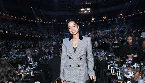 Boo’d Up: Celebrate Ella Mai’s 30th Birthday With A Gallery Of Her Most Gorgeous Photos