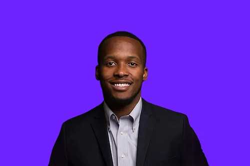 Raphael Akinsipe’s SocialCrowd Secures $2.5M to Enhance Workforce Performance