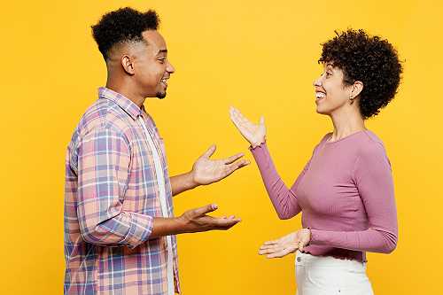 5 ways to avoid falling in love with new friends