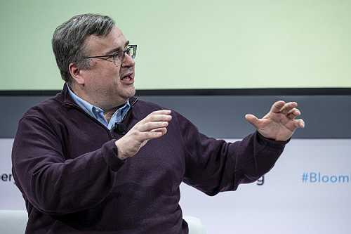 LinkedIn co-founder Reid Hoffman warns against Elon Musk’s ‘conflict of interest’ in setting AI policies | TechCrunch