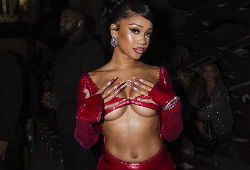 Whew Lawd! The Hottest Thirst Traps Of The Week, Vol. 72