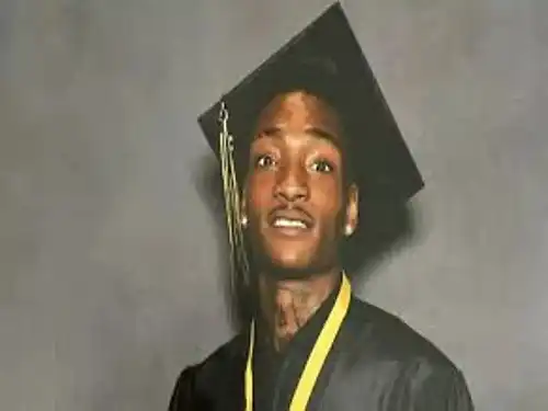 18-year old student fatally stabs her boyfriend for refusing her access to his phone - Face2Face Africa