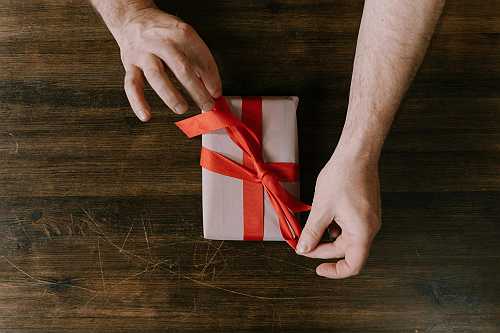 Party Like a Star With Online Mystery Boxes - CelebMix