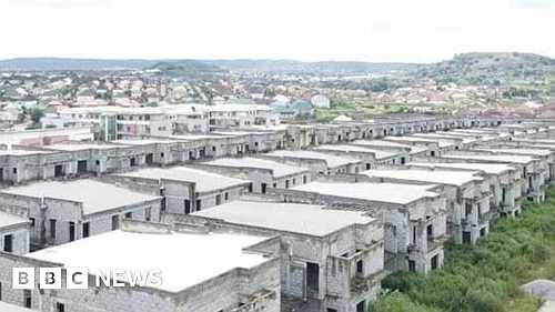 Nigeria corruption: EFCC seizes hundreds of homes in huge anti-graft case