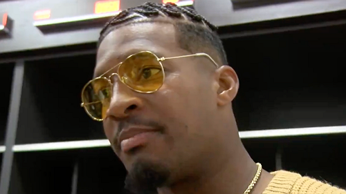 Jameis Winston Calls On The Lord To Deliver Him From Throwing Interceptions [VIDEO]