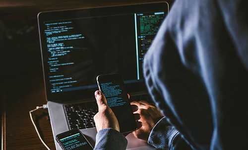 Chinese Hackers Target U.S. Telecoms in Massive Spy Operation, Affecting Both Political Figures and Civilians