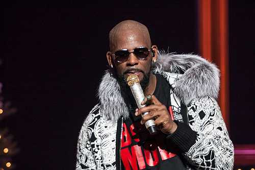 R. Kelly settles $520,000 judgment amid ongoing legal battles