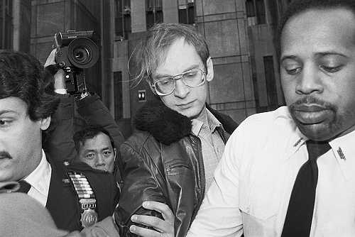 Infamous 'Subway Vigilante' Bernhard Goetz Speaks Out About Daniel Penny's Chokehold Trial
