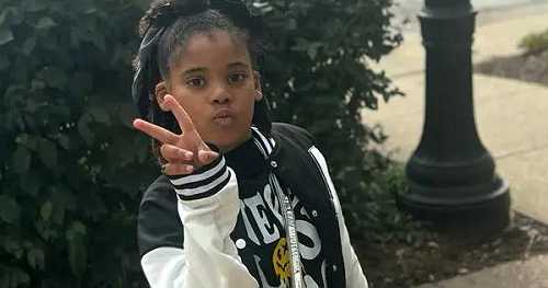 8-Year-Old Girl From Ohio Drove Herself For 25 Minutes to a Target Store 8-Year-Old Girl From Ohio Drove Herself For 25 Minutes to a Target Store