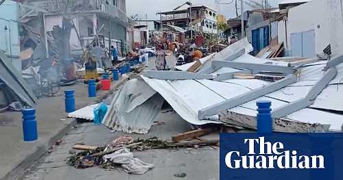 Mayotte cyclone: health services in ruins with hundreds feared dead