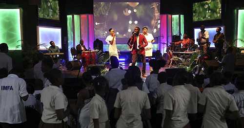 Haiti's budding musicians hold concert amid ongoing gang violence | Africanews