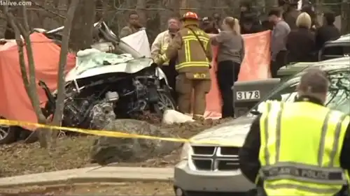 'Knew It Wasn't Them But Chased Them Anyway': Police Accused of Cover-up After Two Atlanta Men Dead After Fleeing Authorities Who Were Looking for Someone Else 'Knew It Wasn't Them But Chased Them Anyway': Police Accused of Cover-up After Two Atlanta Men Dead After Fleeing Authorities Who Were Looking for Someone Else