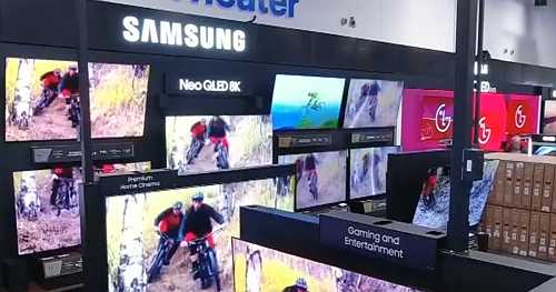 Holiday shoppers on the lookout for bigger and bigger TVs