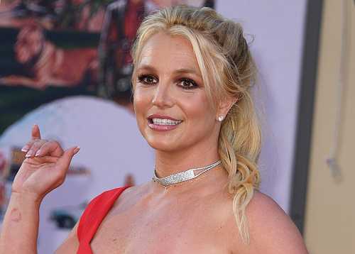 Britney Spears Reunites with Her Son for a Christmas to Remember