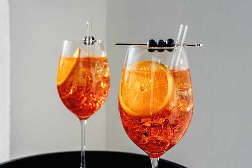 Jumpstart Your Dry January With These Alcohol-Free Spirits