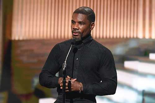 Social Media Goes OFF After Kirk Franklin Apologizes For His Outfit Choice & Dance Moves At Jamaica Concert (WATCH)