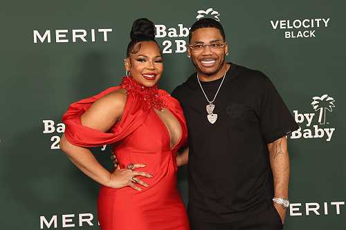 Wayment! The Internet Thinks Ashanti & Nelly Are Expecting Second Baby After NYE Performance (VIDEO) Wayment! The Internet Thinks Ashanti & Nelly Are Expecting Second Baby After NYE Performance (VIDEO)