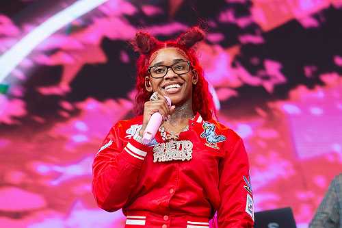 Okay! Watch Sexyy Red & Her Mom Get Turnt UP In The Club For Lit Birthday Celebration (VIDEOS)