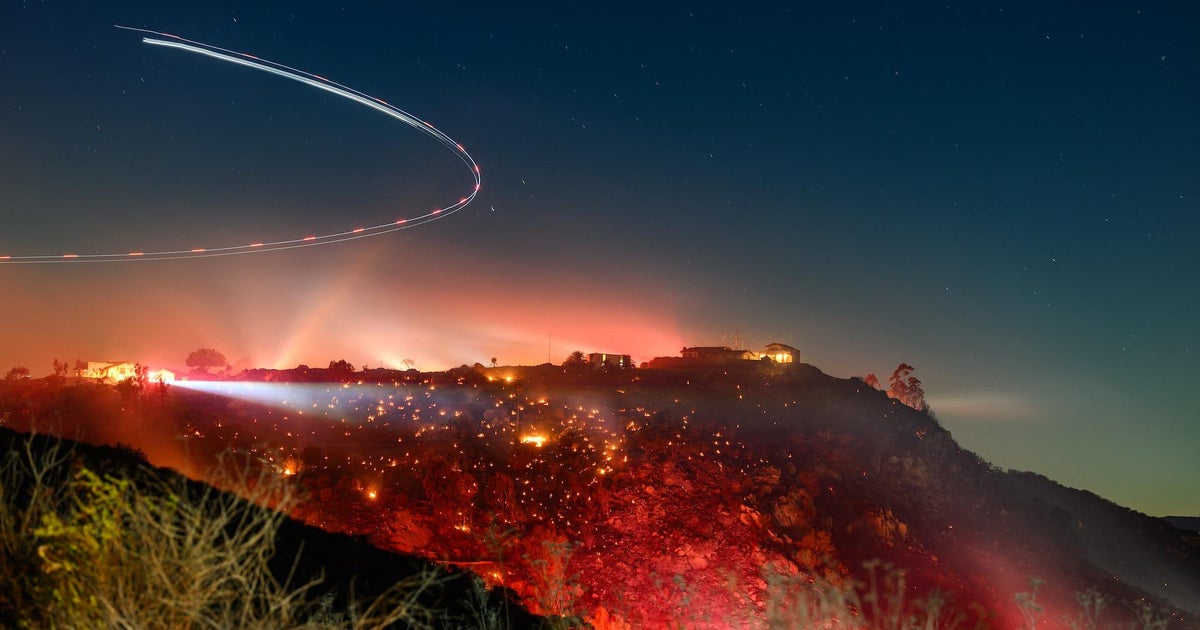 Fires roar in San Diego County