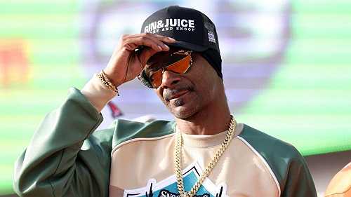 Video of Snoop Dogg Dragging Anyone Who Performed at Trump’s 2017 Inauguration Resurfaces