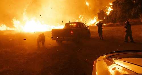 How 2 new fires exploded in Southern California