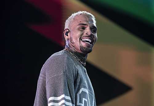 Twinnin'? Fans Go Wild With Reactions To New Photo Of Chris Brown's Son Aeko