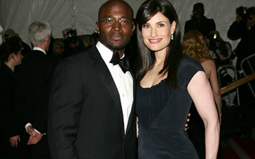 IDINA MENZEL TALKS CO-PARENTING WITH TAYE DIGGS ON TODAY