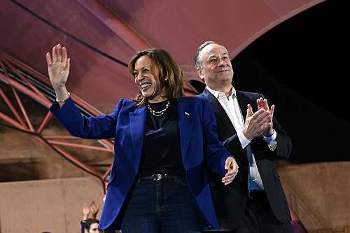 Showing Up! Kamala Harris & Doug Emhoff's FireAid Concert Photo Has Social Media Chattin' (PHOTO)