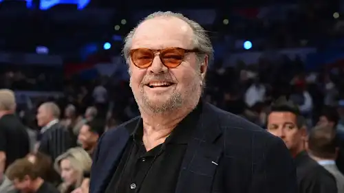 Jack Nicholson’s Rarely Seen Photo Resurfaces, Leaving Fans Worried About His Health as He Continues to Withdraw from Hollywood Jack Nicholson’s Rarely Seen Photo Resurfaces, Leaving Fans Worried About His Health as He Continues to Withdraw from Hollywood