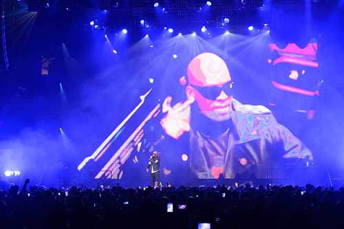 Michael Avenatti reveals 'third sex tape' showing R. Kelly and underage girl