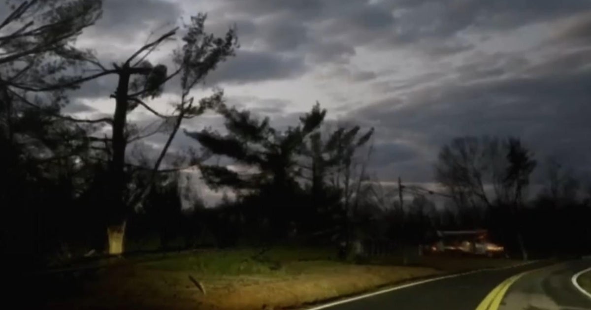 Possible tornado kills mother and daughter in Tennessee