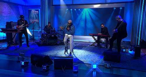Saturday Sessions: Aloe Blacc performs 