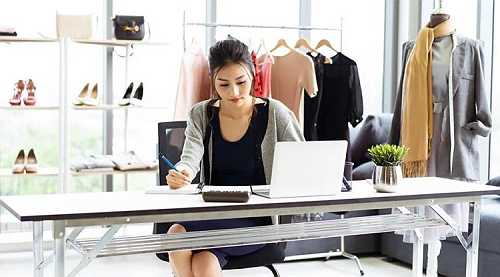 How To Start An Online Boutique: 7-Step Checklist