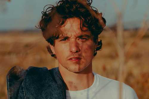 Bradley Simpson breaks new musical ground on debut solo album 'The Panic Years' - CelebMix