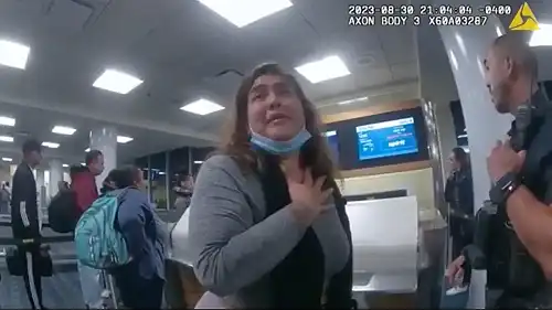 'Just Let Me Go!': Unruly Passenger Throws a Fit, Ambushes Spirits Gate Agents Then Lands In Jail After Daring Police to Arrest Her, Video Shows