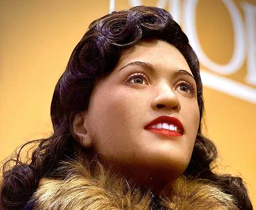 Morgan State University unveils new Henrietta Lacks statue for National Blacks in Wax Museum
