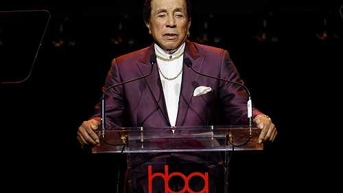 Whew! Smokey Robinson Dropping These On-Stage Dance Moves at 85 Has Social Media on Fire!